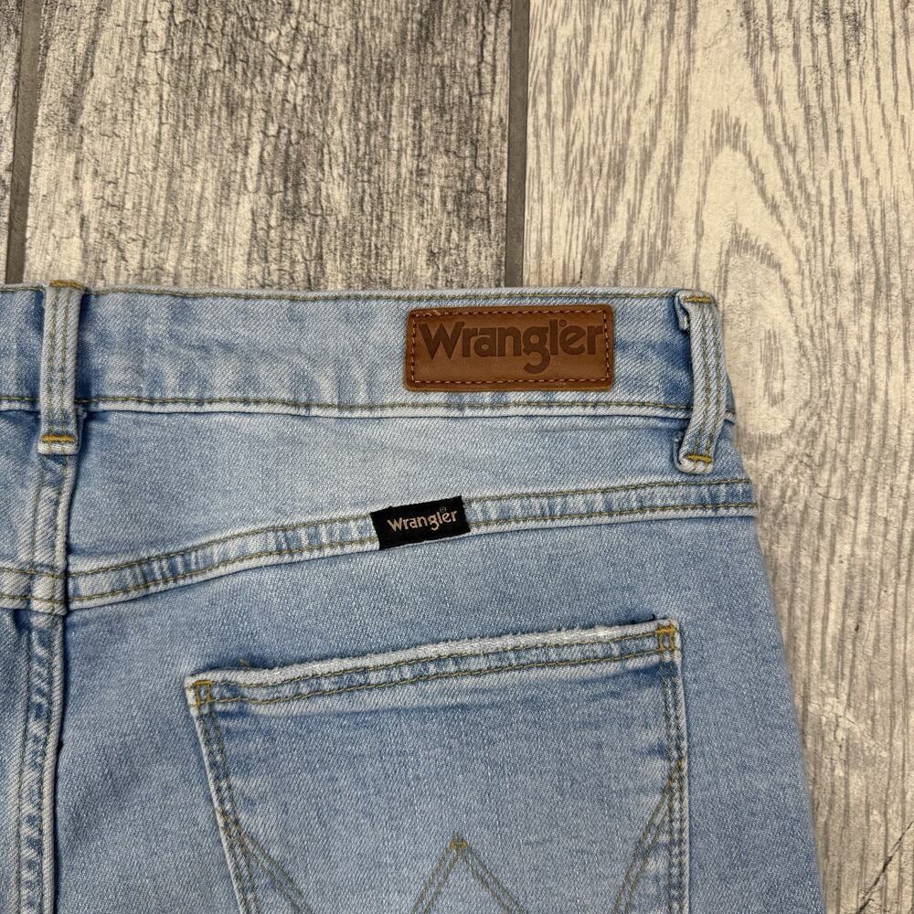Wrangler Women's High Rise True Straight Fit Crop Jeans Size 12 Blue Denim 25x30 - Picture 10 of 10
